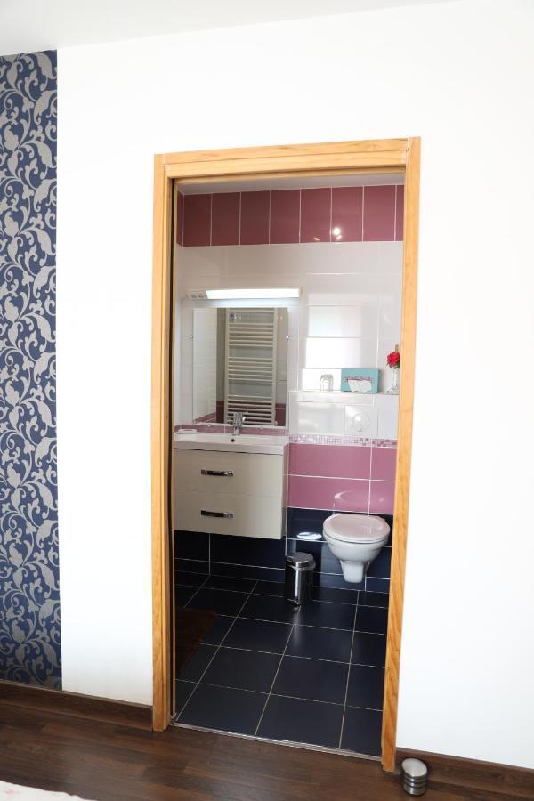 L'Escale Aux Framboises Bed & Breakfast Rouy-le-Petit Dış mekan fotoğraf